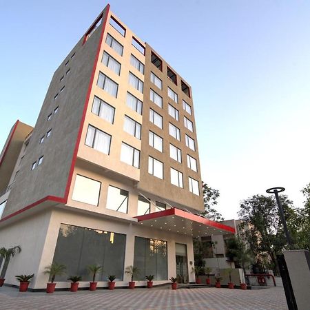7 Apple Hotel Pratap Nagar, Jaipur Exteriör bild