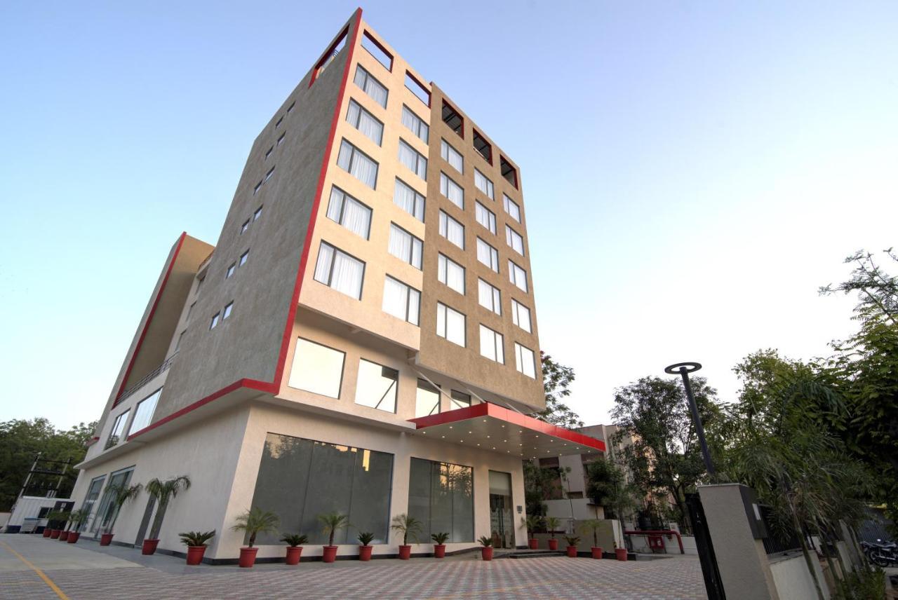 7 Apple Hotel Pratap Nagar, Jaipur Exteriör bild