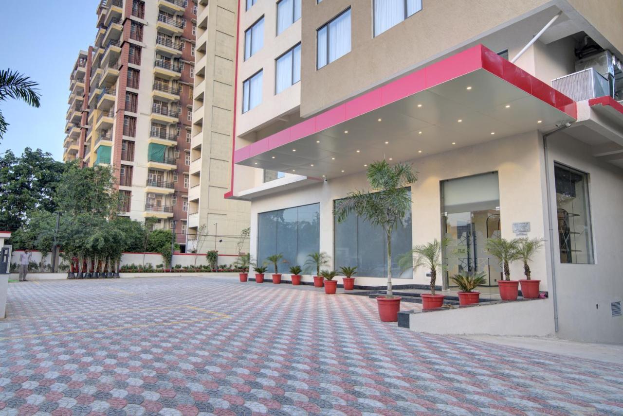 7 Apple Hotel Pratap Nagar, Jaipur Exteriör bild